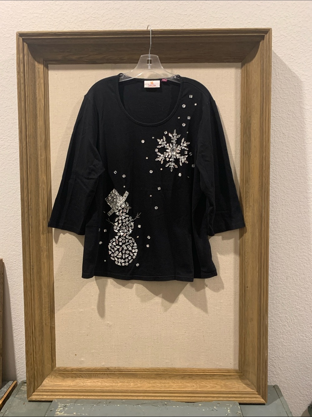 Quacker Factory Black three quarter Top with Sparkling Snowman & Snowflake